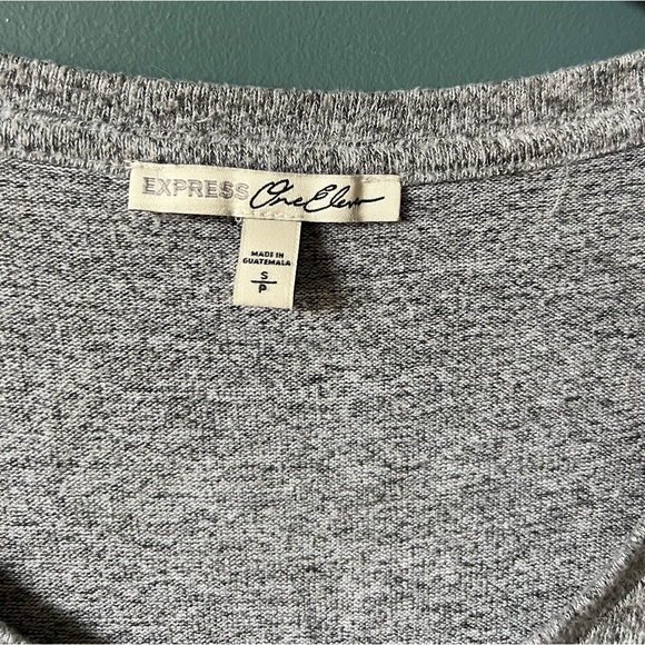 Express Tops - Picture 4 of 13